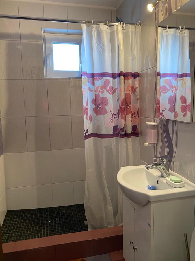 19 Residence Apartment Cavnic Eksteriør billede